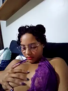 Snapshot of Cherry_kat chatting on March 2025 07:43:02 PM Cherry kat online show from March 2025 07:43:02 PM