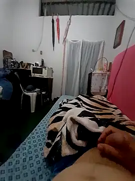 Edsonborges123 online show from October 2025 01:49:02 AM