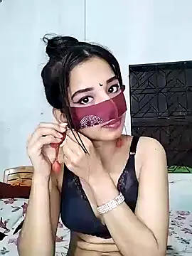 Orna-1 online show from October 2025 07:47:01 PM