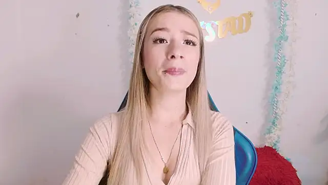 hannah 026 online show from October 2025 01:41:02 PM