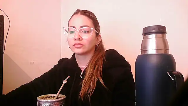 valenseleni online show from September 2025 07:06:02 PM