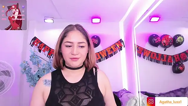 Agatha luxx online show from November 2025 12:40:02 PM