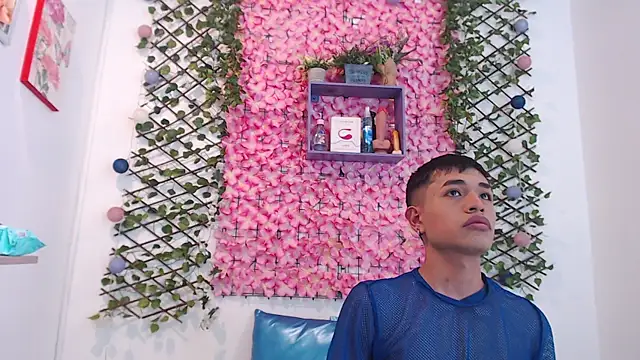 willians   0 online show from October 2025 03:48:01 AM