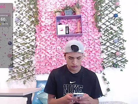 willians   0 online show from October 2025 04:14:01 AM