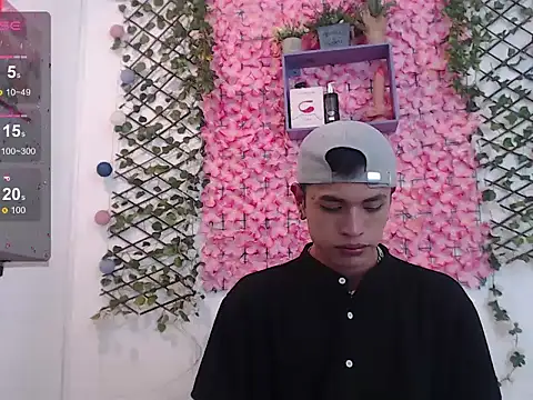 willians   0 online show from October 2025 02:45:02 AM