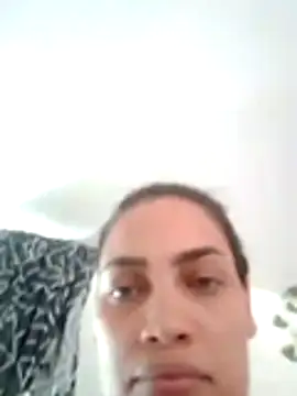 Snapshot of Ehilyn chatting on November 2025 07:13:01 PM Ehilyn online show from November 2025 07:13:01 PM