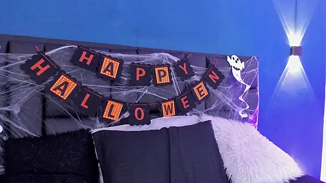 DANESKA HILLER online show from October 2025 07:29:02 PM