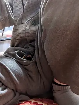 Snapshot of mgnhiroyuki chatting on March 2025 04:10:01 PM mgnhiroyuki online show from March 2025 04:10:01 PM