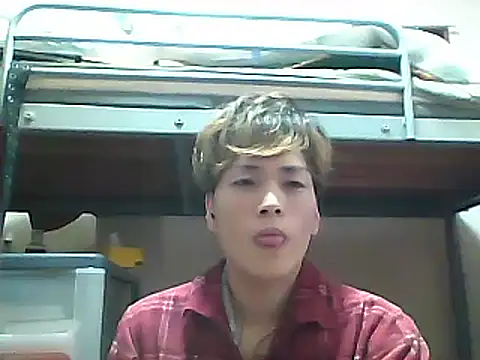 Snapshot of mgnhiroyuki chatting on March 2025 03:59:02 PM mgnhiroyuki online show from March 2025 03:59:02 PM