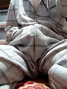 Snapshot of mgnhiroyuki chatting on March 2025 09:18:02 AM mgnhiroyuki online show from March 2025 09:18:02 AM