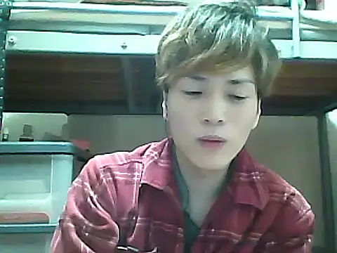 Snapshot of mgnhiroyuki chatting on March 2025 04:51:02 PM mgnhiroyuki online show from March 2025 04:51:02 PM