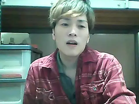 Snapshot of mgnhiroyuki chatting on March 2025 03:29:02 PM mgnhiroyuki online show from March 2025 03:29:02 PM