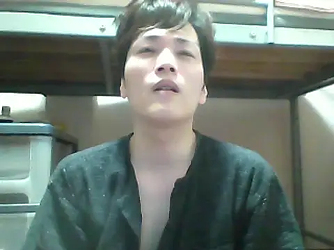 Snapshot of mgnhiroyuki chatting on September 2025 03:39:02 AM mgnhiroyuki online show from September 2025 03:39:02 AM