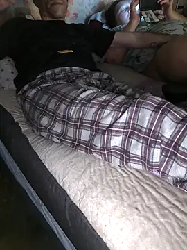 Snapshot of parejade225@xh chatting on November 2025 09:43:02 PM parejade225xh online show from November 2025 09:43:02 PM