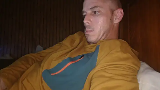 Mac ThunderCock online show from October 2025 01:23:01 AM