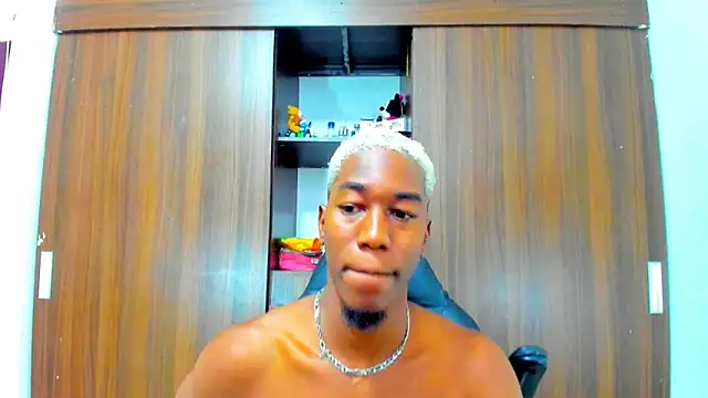 Snapshot of Dreamastercum_ chatting on October 2025 07:54:01 PM Dreamastercum online show from October 2025 07:54:01 PM