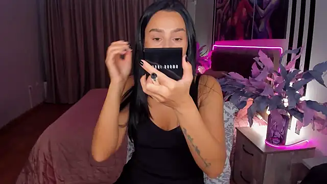 DanaSincere online show from October 2025 04:09:02 AM