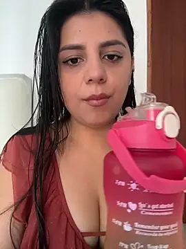 AliceGarc online show from September 2025 05:24:01 PM