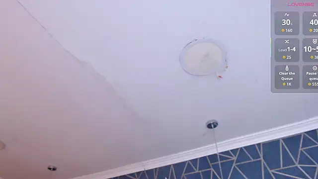 LiliJensen online show from October 2025 06:05:02 PM