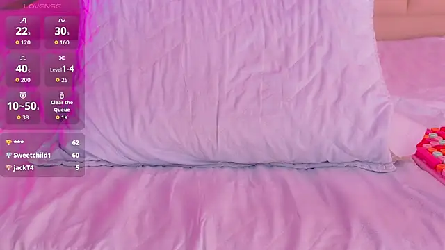 playfulcurvy online show from October 2025 07:35:02 PM