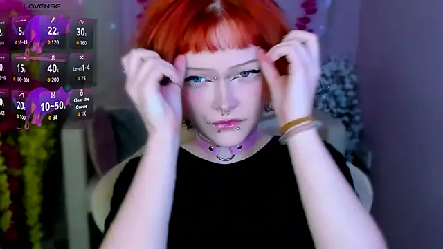 NicoleFlloret online show from September 2025 08:44:01 PM