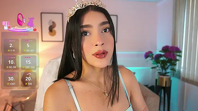 Snapshot of JulesBenett chatting on November 2025 11:34:01 AM JulesBenett online show from November 2025 11:34:01 AM