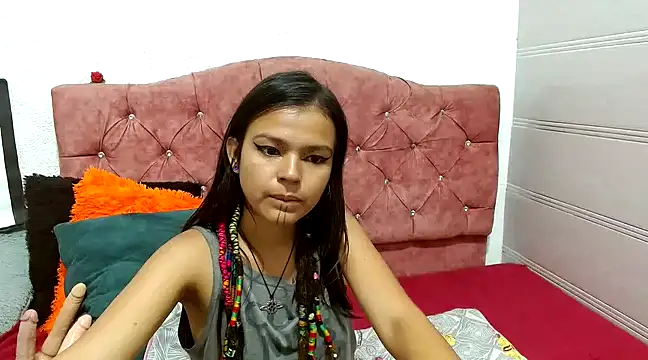 ziommysousa online show from March 2025 03:18:02 PM