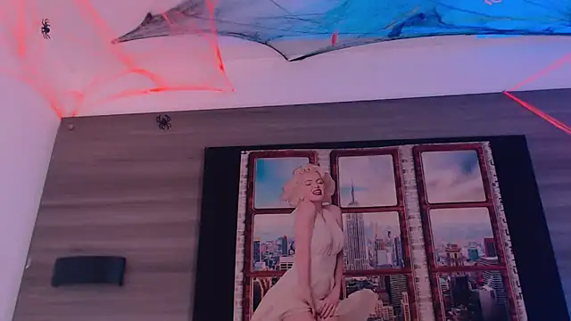 Snapshot of SashaNova chatting on October 2025 06:02:02 AM SashaNova online show from October 2025 06:02:02 AM