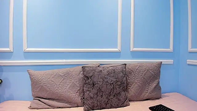 Snapshot of Lucy_Canel chatting on November 2025 03:13:02 PM Lucy Canel online show from November 2025 03:13:02 PM