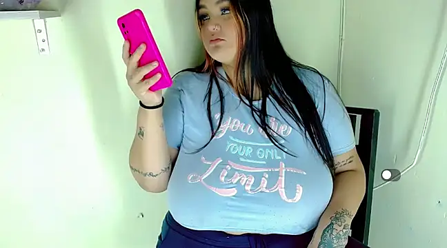 Snapshot of Jazmin_bigboobs_1 chatting on March 2025 06:16:01 PM Jazmin bigboobs 1 online show from March 2025 06:16:01 PM