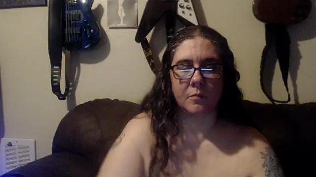 Dreaming Of Blue online show from March 2025 12:21:01 AM