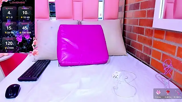 Snapshot of malu_hot69 chatting on March 2025 11:42:02 AM malu hot69 online show from March 2025 11:42:02 AM