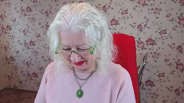 Maya Mayflower online show from October 2025 04:09:01 AM