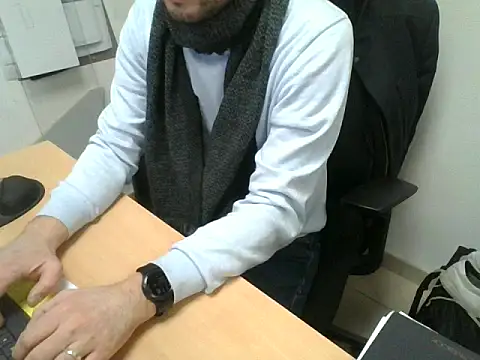 Snapshot of GM51-1988 chatting on November 2025 04:50:02 PM GM51-1988 online show from November 2025 04:50:02 PM