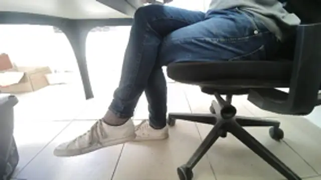 Snapshot of GM51-1988 chatting on November 2025 02:45:02 PM GM51-1988 online show from November 2025 02:45:02 PM