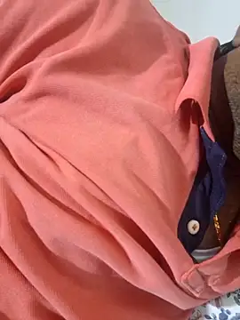 Decant Ruhi143 online show from September 2025 05:49:01 PM