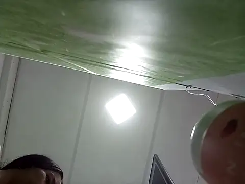 Snapshot of Jenny_gir25 chatting on October 2025 11:35:01 PM Jenny gir25 online show from October 2025 11:35:01 PM