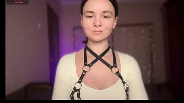 Snapshot of lanaloulou chatting on September 2025 02:06:02 AM lanaloulou online show from September 2025 02:06:02 AM