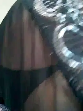 Snapshot of Sandra42 chatting on October 2025 10:08:01 AM Sandra42 online show from October 2025 10:08:01 AM