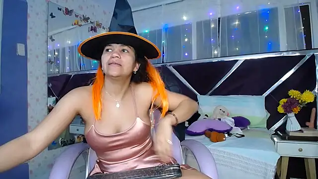 emma morgan 1 online show from October 2025 02:18:02 PM