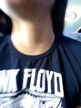 Snapshot of Valen_Person chatting on September 2025 06:08:02 PM Valen Person online show from September 2025 06:08:02 PM