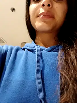 Snapshot of Valen_Person chatting on September 2025 12:19:01 PM Valen Person online show from September 2025 12:19:01 PM