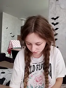 Snapshot of Bonechka chatting on October 2025 06:59:01 AM Bonechka online show from October 2025 06:59:01 AM