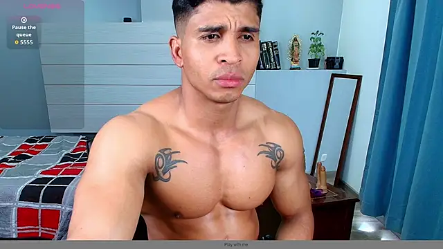 Snapshot of Apolotherock chatting on October 2025 08:28:01 PM Apolotherock online show from October 2025 08:28:01 PM