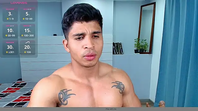 Snapshot of Apolotherock chatting on October 2025 06:54:01 PM Apolotherock online show from October 2025 06:54:01 PM