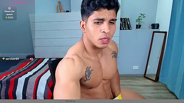 Snapshot of Apolotherock chatting on November 2025 10:21:02 PM Apolotherock online show from November 2025 10:21:02 PM