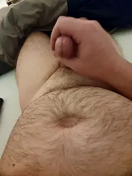 Snapshot of Littleshyguy chatting on November 2025 03:24:02 PM Littleshyguy online show from November 2025 03:24:02 PM