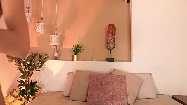 Snapshot of alison222_ chatting on September 2025 07:40:02 PM alison222 online show from September 2025 07:40:02 PM