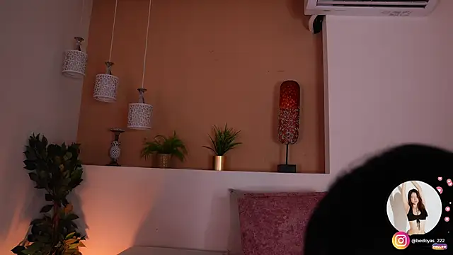 Snapshot of alison222_ chatting on November 2025 08:19:02 PM alison222 online show from November 2025 08:19:02 PM