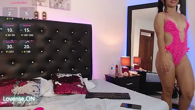 petitteslut  online show from March 2025 10:29:02 PM